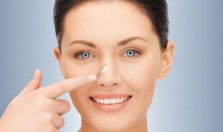 正确刮黑头的方法 刮黑头的坏处