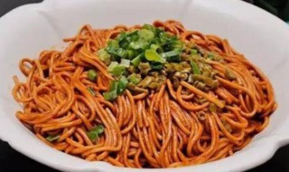 如何制作热干面 如何制作热干面的面条