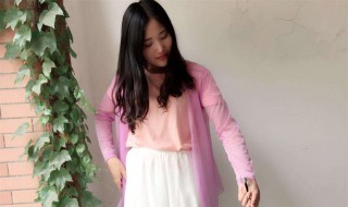 穿什么样的衣服防晒效果好（穿什么样的衣服防晒效果好一点）