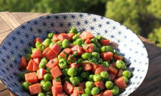 豌豆火腿肠的制作方法（豌豆火腿肠的制作方法和配料）