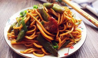 土豆焖面的做法和配方 土豆焖面的做法和配方视频