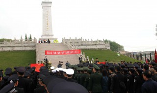 祭奠英雄寄语（祭奠英雄寄语怎么写）