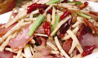 折耳根炒腊肉制作方法（折耳根炒腊肉制作方法视频）