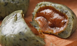 艾叶糍粑豆沙馅怎么做（艾叶糍粑豆沙馅怎么做视频）