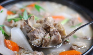 小红书羊肉汤怎么做（小暑羊肉汤）