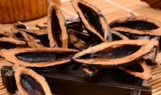 槟榔中间黑色的是什么东西 槟榔中间黑色的是什么能吃吗