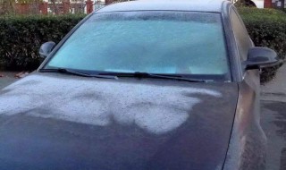 车窗如何快速除冰（车窗如何快速除冰块）