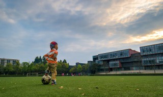 我还是从前那个少年是什么歌 我还是从前那个少年是什么歌名