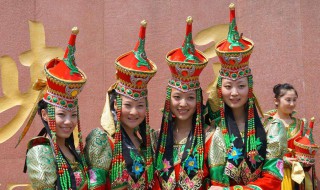 蒙古族的节日 蒙古族的节日是那达慕吗
