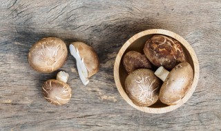 香菇可以泡一夜吗 干香菇泡一夜有毒吗?