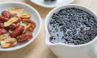 黑米泡多久（黑米泡多久可以蒸饭）