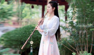 齐胸汉服怎么穿不会掉（齐胸汉服如何穿戴）
