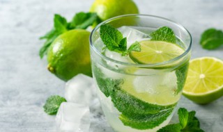 柠檬水是用热水泡还是冷水泡 柠檬水是热水泡还是冷水泡?