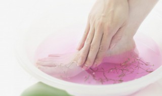 脚气用醋泡的正确方法（脚气最怕三个土办法）