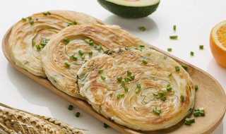 老上海葱油饼的家常做法（老上海葱油饼制作视频美食杰）