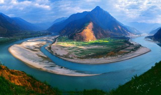 世界第一大峡谷是什么（世界第一大峡谷是什么?）