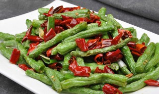 豆角炒肉的家常做法（茄子豆角炒肉的家常做法）