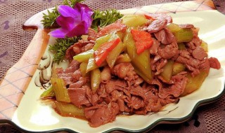 西芹焖羊肉 西芹 羊肉