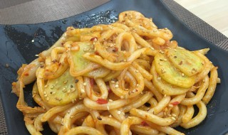 泡菜乌冬面（泡菜乌冬面的做法）
