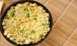 如何制作网络上超火的耳光炒饭 耳光炒饭真的好吃吗