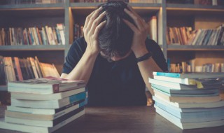穷玩车富玩表下一句 穷玩车富玩表下一句玩大鸟