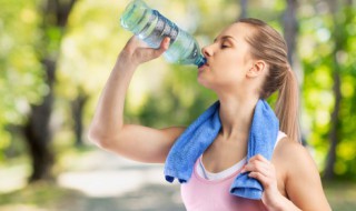 喝水要怎么喝才健康 喝水应该怎样喝才健康