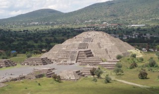 月亮金字塔坐落在哪里 月亮金字塔坐落在哪里? 墨西哥 埃及