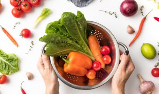 低血压吃什么食物好 直立性低血压吃什么食物好