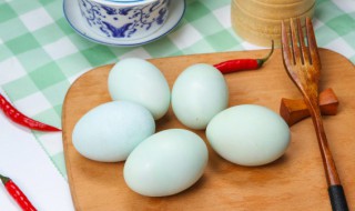 煮熟的鸡蛋能不能炒着吃 煮熟的鸡蛋再炒是什么菜