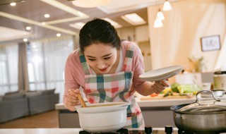 三鲜汤的做法 蛋饺三鲜汤的做法