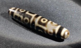 天珠怎么盘玩和保养（价值8000万天珠照片）