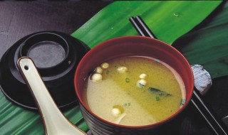 日本味噌汤的家常做法（日本味噌汤的好处和坏处）