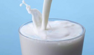 喝鲜奶好还是纯牛奶好（喝鲜奶好还是纯牛奶好?）