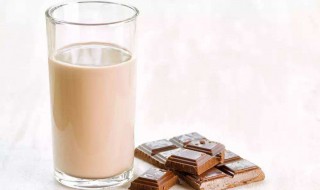 喝纯牛奶拉肚子是什么原因（老年人喝纯牛奶拉肚子是什么原因）