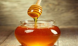 蜂蜜不能和哪些食物同食 蜂蜜不能和哪些食物一起食用