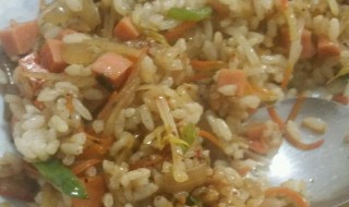 青椒鸭蛋炒米的做法 青椒鸭蛋炒米的做法窍门