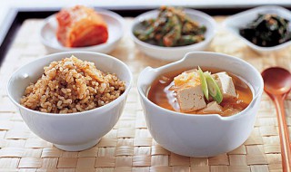 糙米能代替米饭吗 糙米可以代替大米饭吗