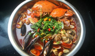 麻辣水煮海鲜锅的家常做法 麻辣海鲜锅的做法大全