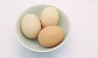 鸡蛋和鸭蛋哪个营养价值高 鸡蛋和鸭蛋哪个营养价值高一点
