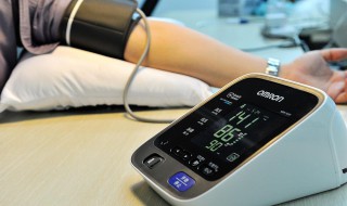 血压计的使用方法（老式血压计的使用方法）