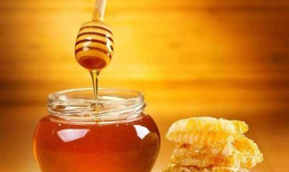 哺乳期可以喝蜂蜜水吗 月子哺乳期可以喝蜂蜜水吗