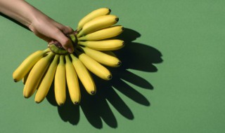 菠萝和香蕉可以一起吃吗（菠萝能和榴莲一起吃吗）
