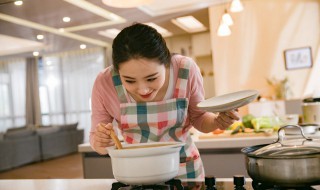 黑木耳炖鸡汤的做法窍门 黑木耳炖鸡汤的做法窍门是什么