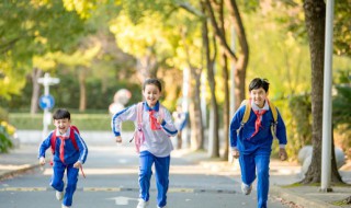 小孩吃多了积食怎么办（小孩吃多了积食怎么办有什么好办法治疗）