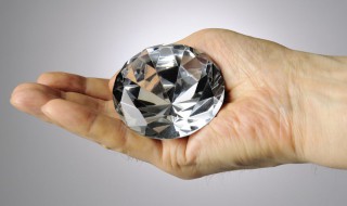 如何选购钻石 如何选购钻石牌风扇