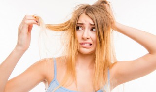 一个成年人每天掉多少根头发属于正常 一天的掉发量多少是正常的