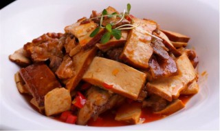 豆腐干炒肉片的家常做法（豆腐干炒肉片的家常做法视频）