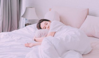 梦见妹妹是什么征兆（女人梦见娘家的亲妹妹）