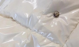 新买的羽绒服需要洗吗 新买的羽绒服需要洗吗?别的顾客试穿过的