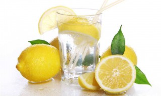 鲜柠檬泡水的正确泡法 鲜柠檬泡水的正确泡法100度